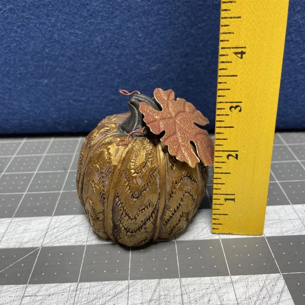Pumpkin With Metal‎ Leaf Decor Midwood Brands